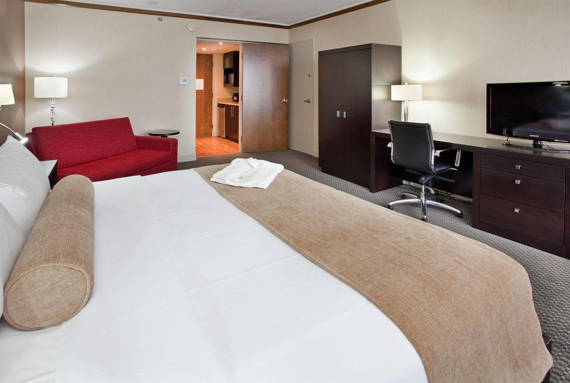 Hotel Chateauneuf Gatineau-Ottawa Exteriör bild
